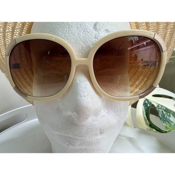 Authentic Chloe Myrte CL 2119 Oversized Ivory Sunglasses with Case main image 14